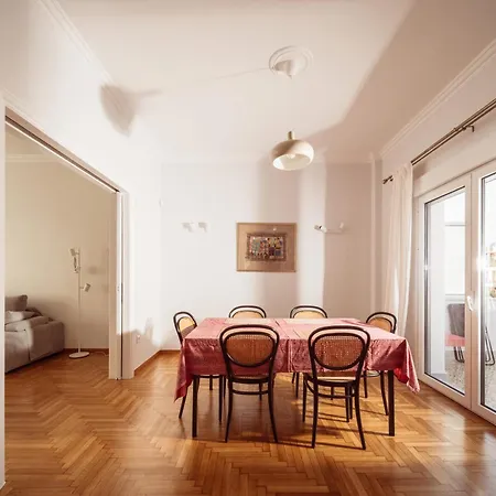 Apartment Timpani