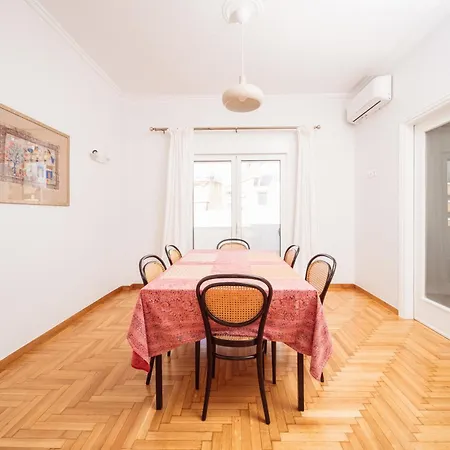 Apartment Timpani
