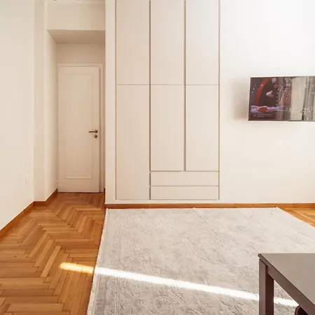 Timpani Apartment *