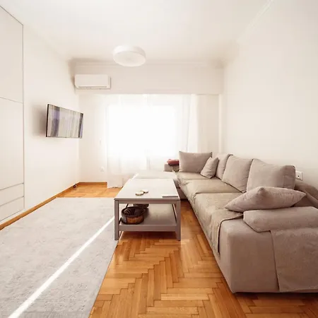 Timpani Apartment *